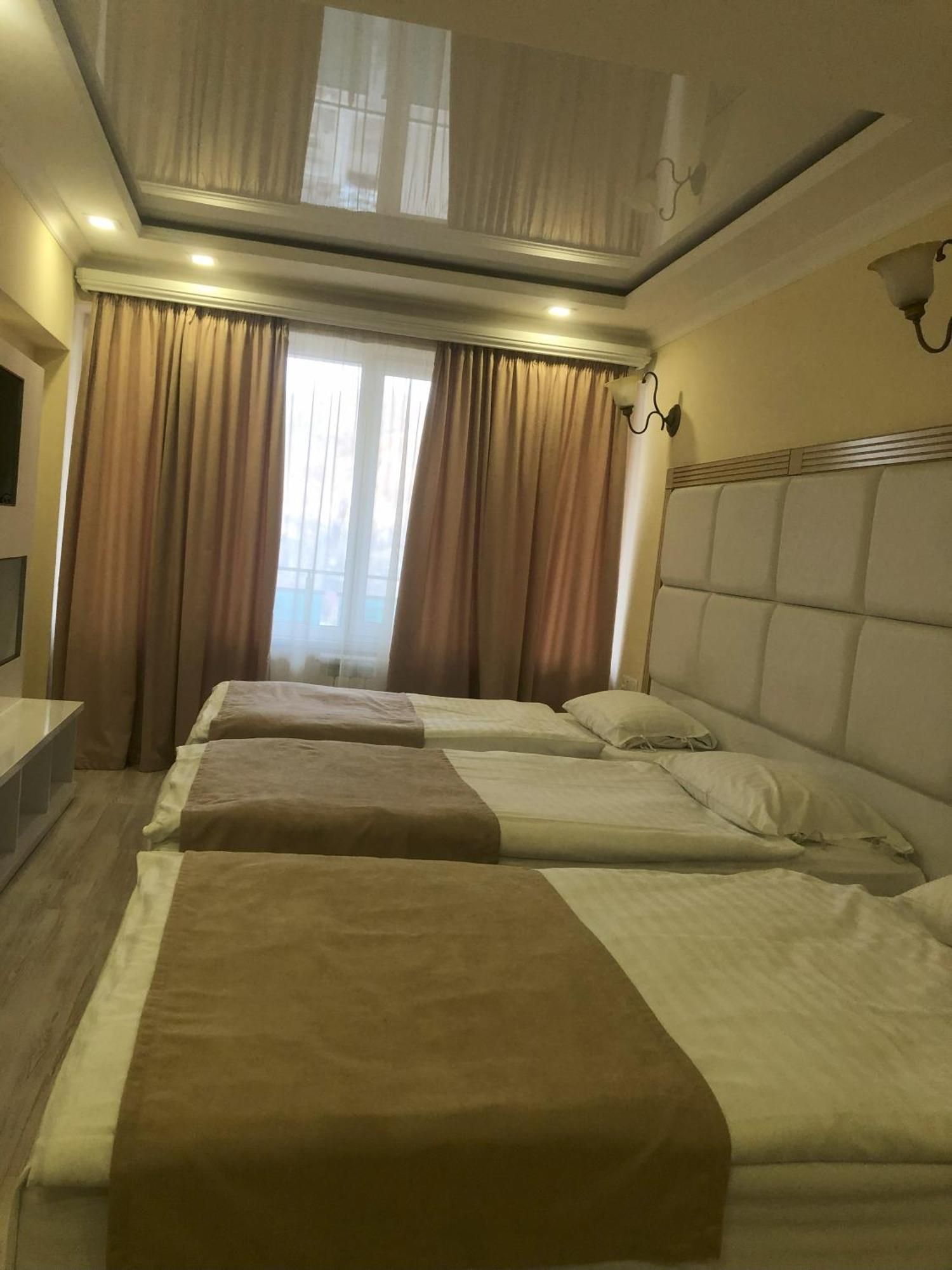Goris Hotel Bagian luar foto