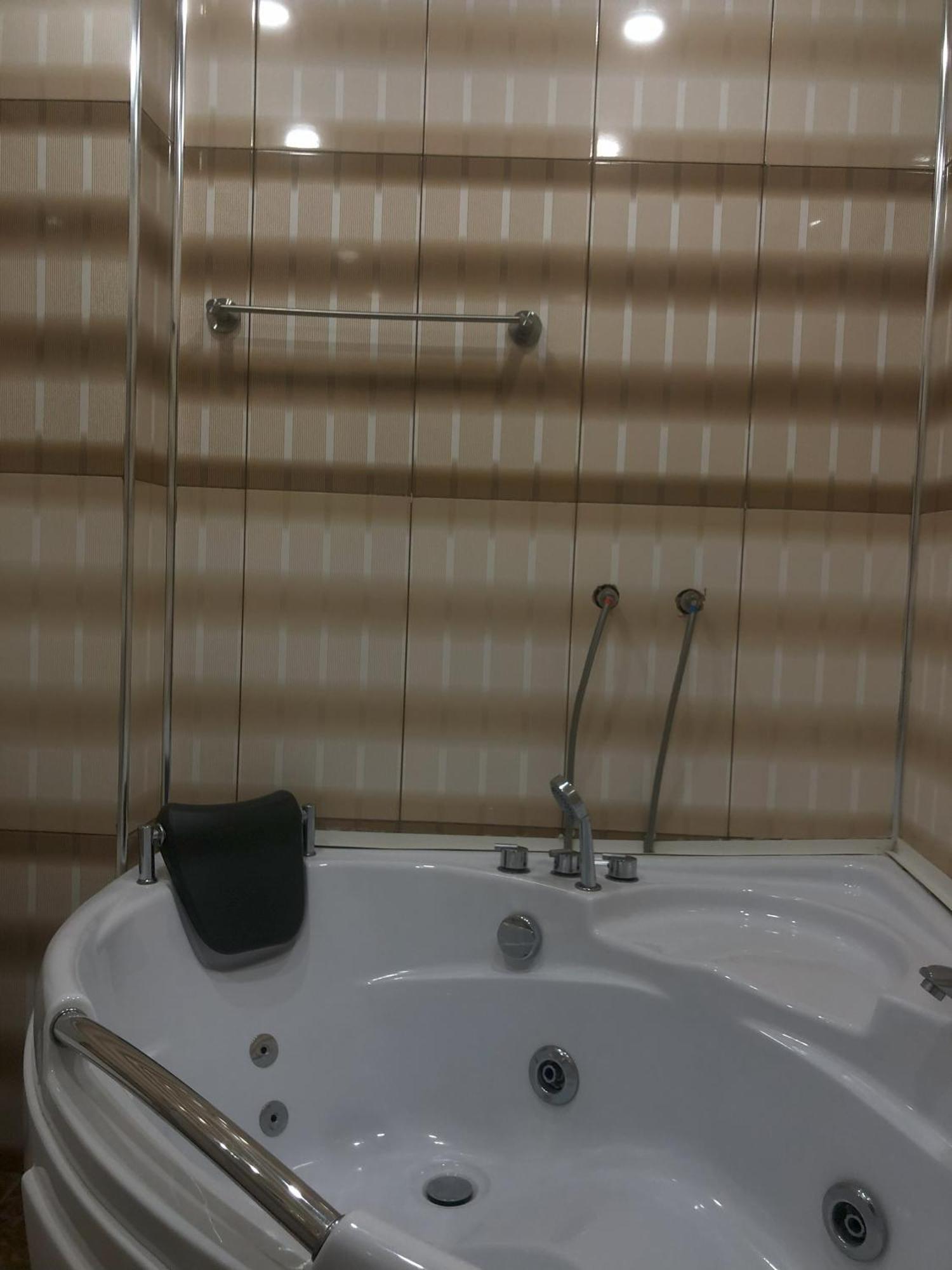 Goris Hotel Bagian luar foto